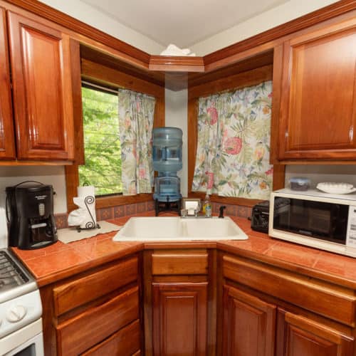 Barracuda House Kitchen Amenities