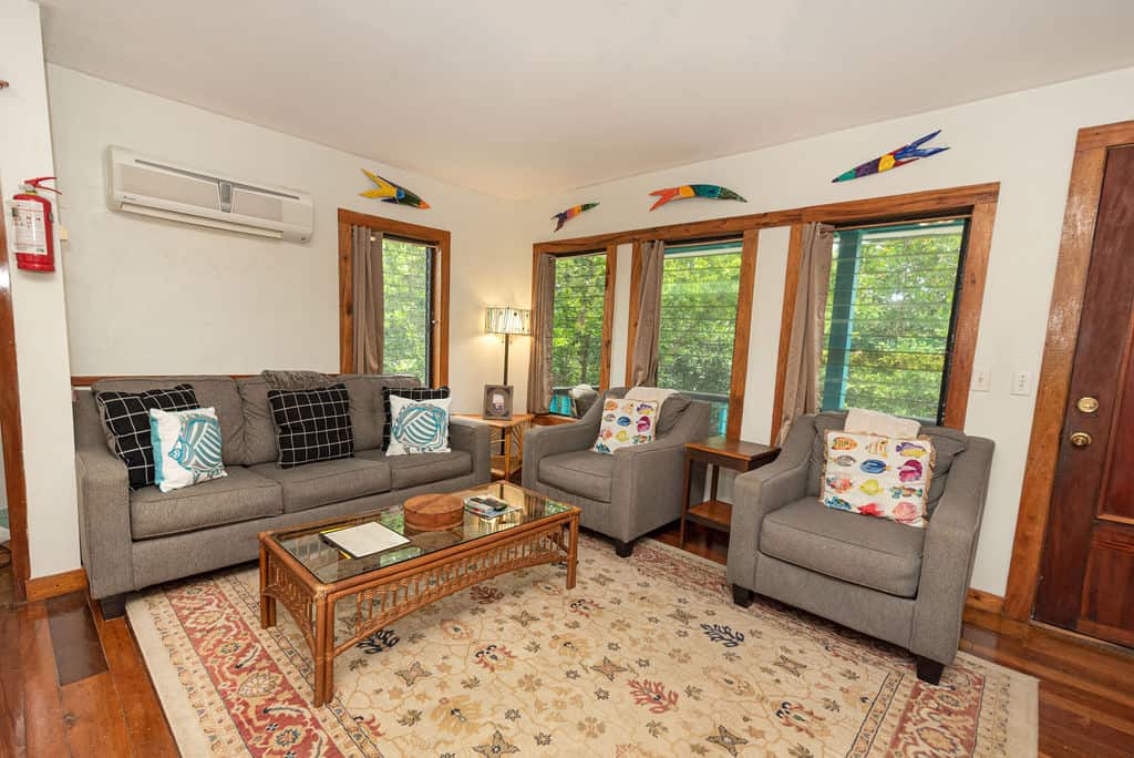 Barracuda House - Living Room 1