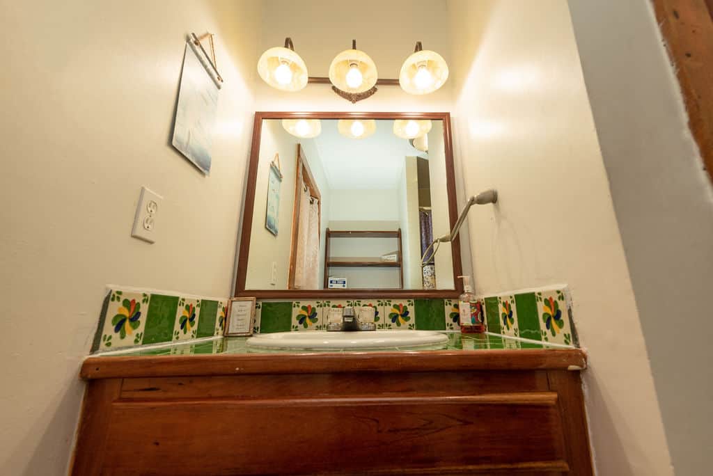Barraca House - Bathroom Mirror