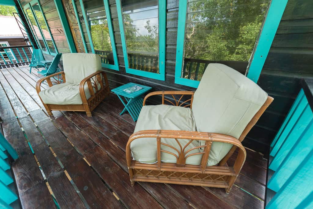 Barracuda House - Lounge Chairs